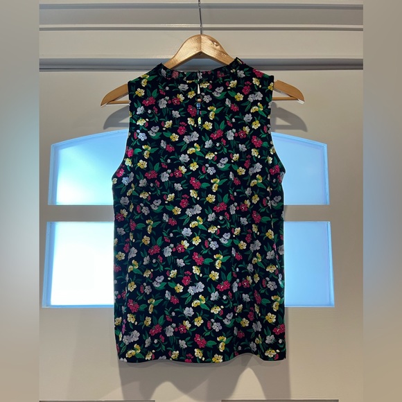 Ann Taylor Shell Small - Picture 2 of 5